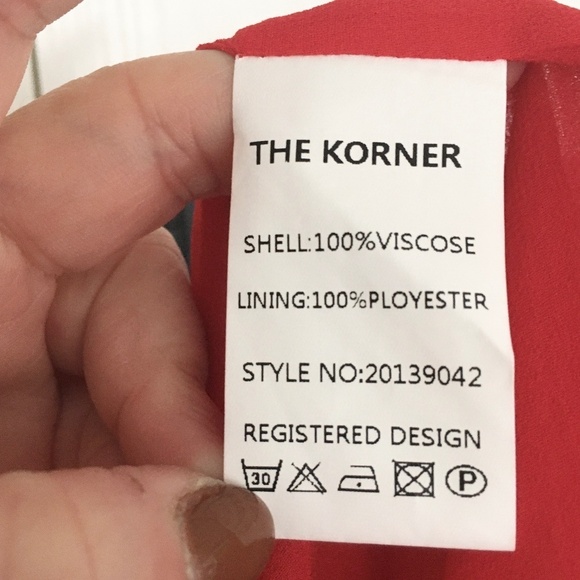 Anthropologie x The Korner Mini Tennis Skirt Coquette Floral Red Yellow Flowy M - Picture 3 of 13